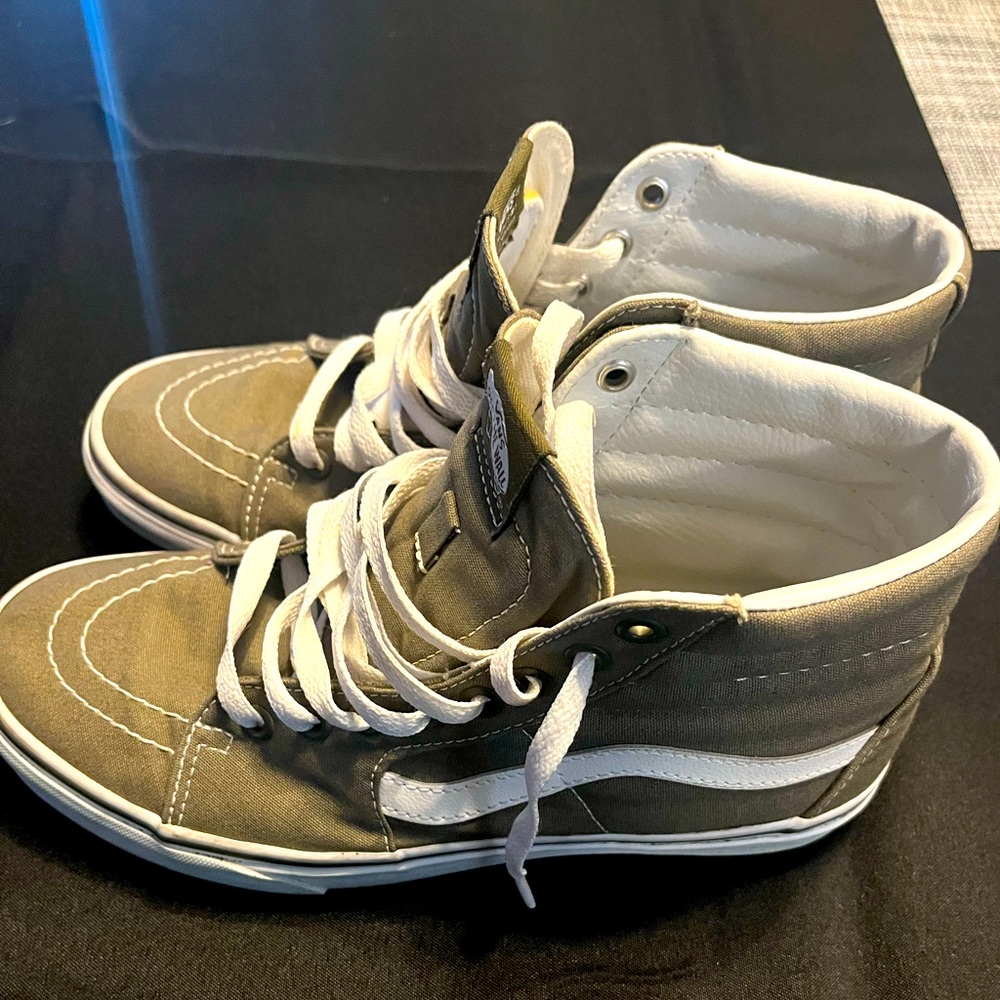 Vans canvas high top style